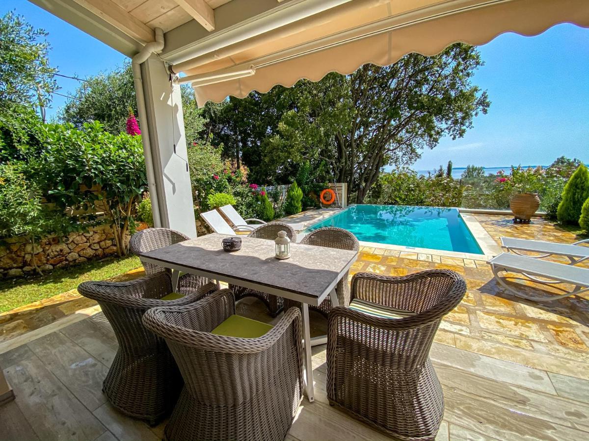 La Riviera Barbati Seaside Apartments & Villas Eksteriør bilde